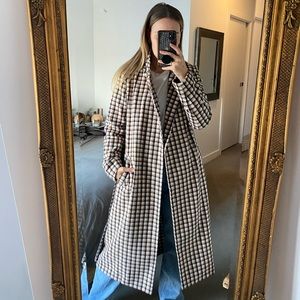 Check long jacket with tie belt